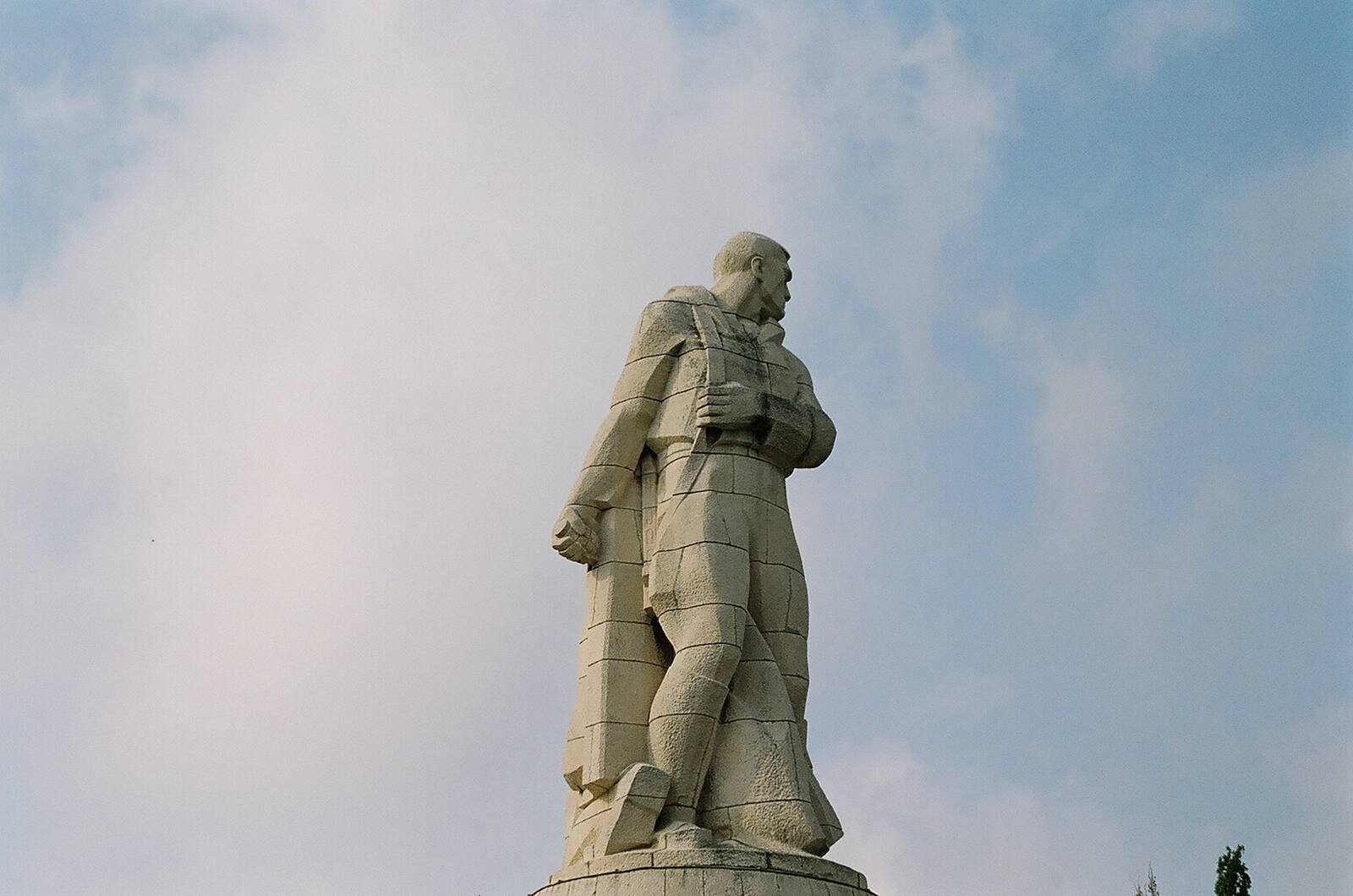 войникът