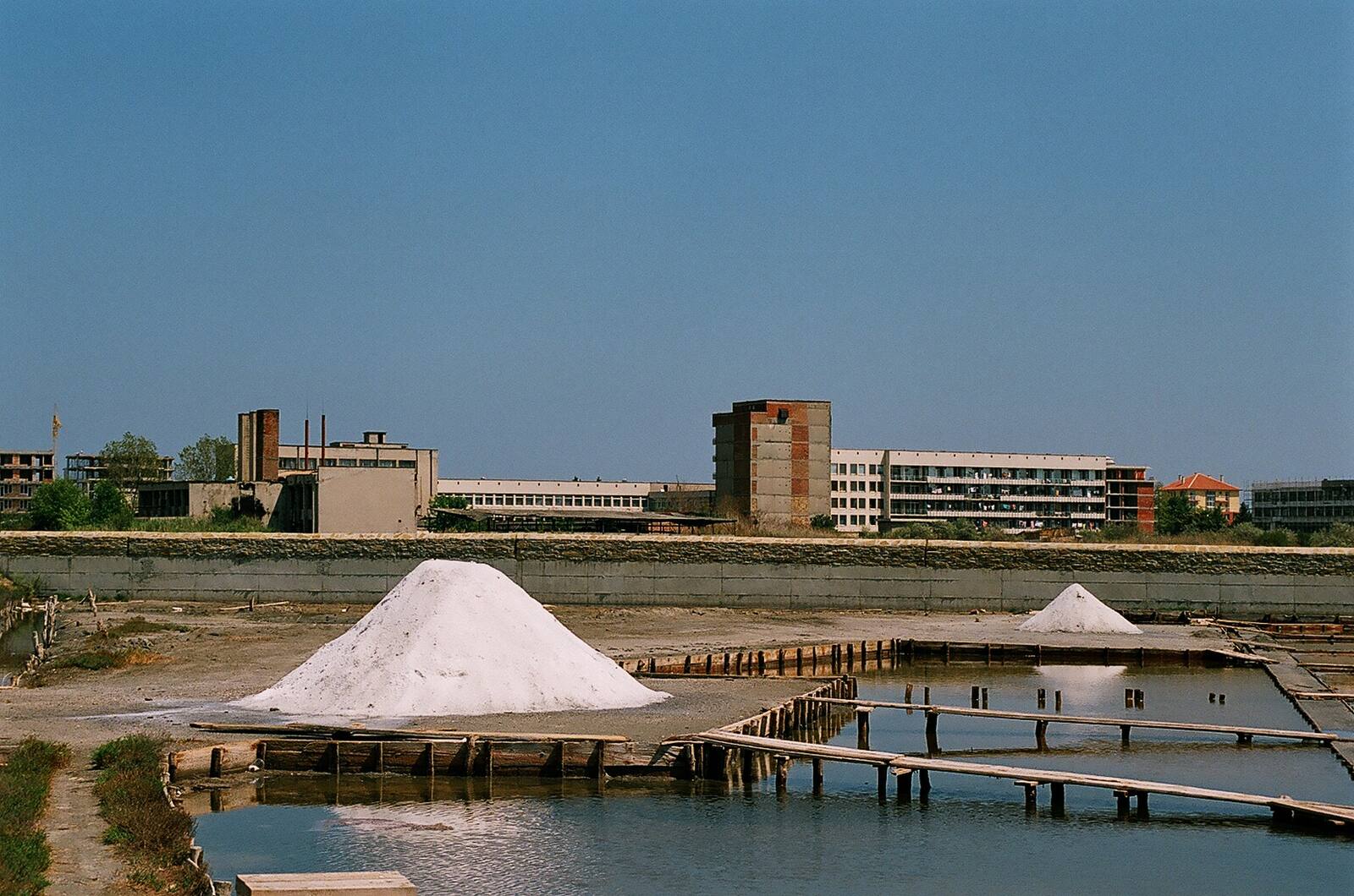 Boardwalks across the salt pans